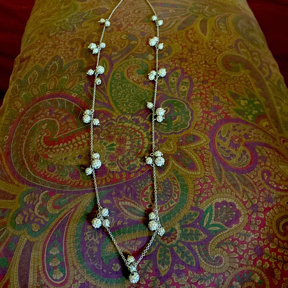 Beautiful Ann Taylor silver and crystal cluster necklace